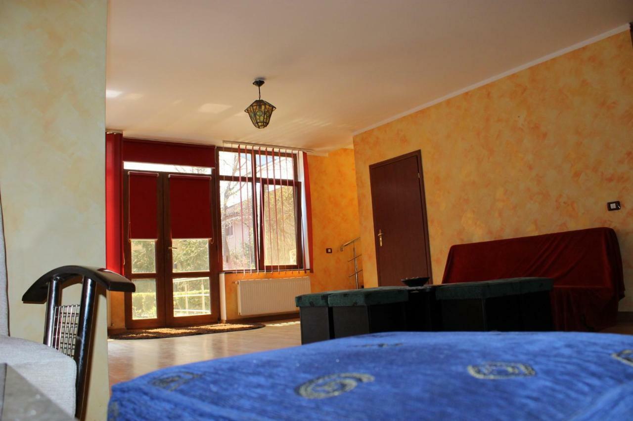 Cristalex Villaverde Bucharest Pantelimon Exterior foto
